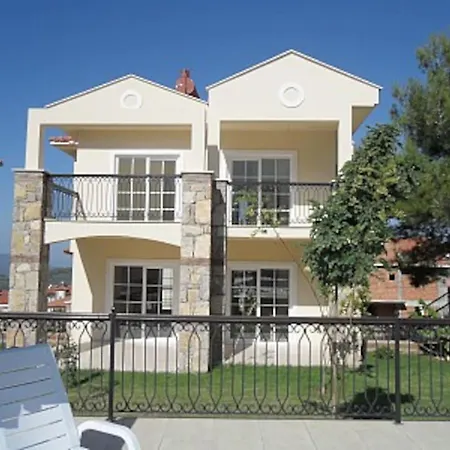 A Luxury 5 Bed With Magnificent Shared Pool וילה Ovacık